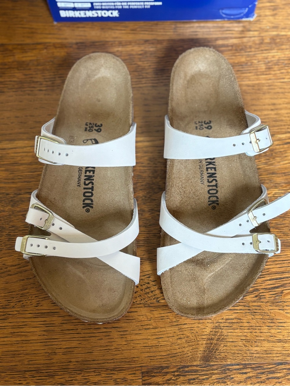 Birkenstock Franca, Antique White Crisscross Triple-Strap Sandals, brand new! - Picture 9 of 10